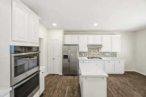 215 Crabapple Drive Baytown TX 77520