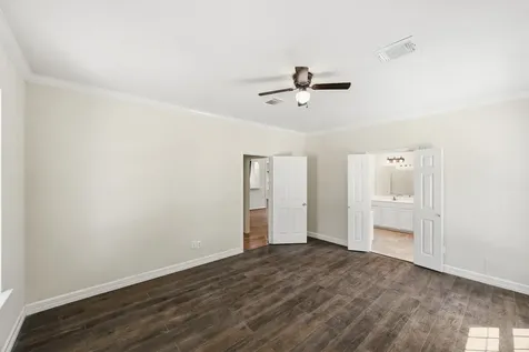 215 Crabapple Drive Baytown TX 77520