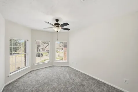 215 Crabapple Drive Baytown TX 77520