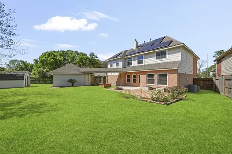 215 Crabapple Drive Baytown TX 77520