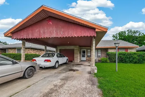 2507 12th Street Galena Park TX 77547
