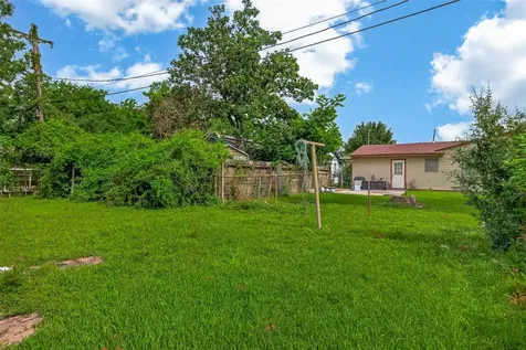 2507 12th Street Galena Park TX 77547