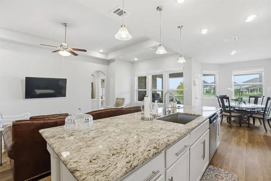 2725 Arbor Edge Crossing Texas City TX 77568