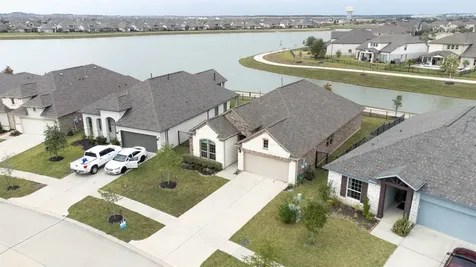 2725 Arbor Edge Crossing Texas City TX 77568