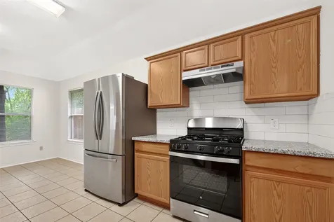 10 Druids Glen Place The Woodlands TX 77382