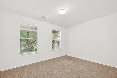 10 Druids Glen Place The Woodlands TX 77382