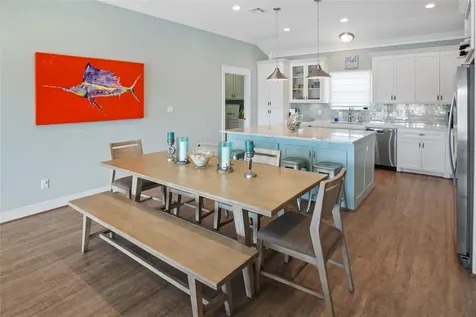 973 Sea Breeze Crystal Beach TX 77650