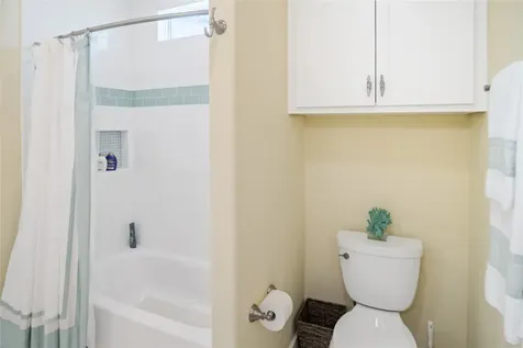 973 Sea Breeze Crystal Beach TX 77650