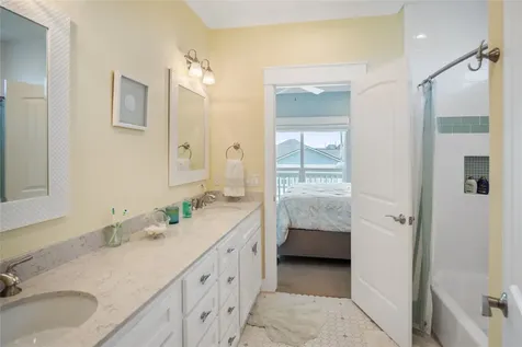973 Sea Breeze Crystal Beach TX 77650