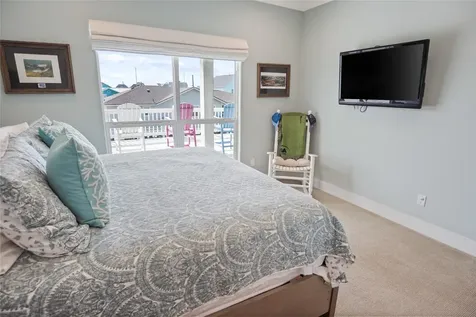 973 Sea Breeze Crystal Beach TX 77650