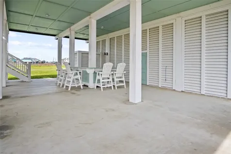 973 Sea Breeze Crystal Beach TX 77650