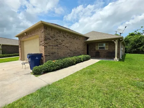 2402 14th Avenue N Texas City TX 77590