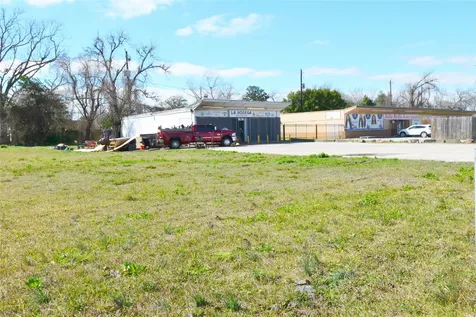 10013 W Montgomery Road Houston TX 77088