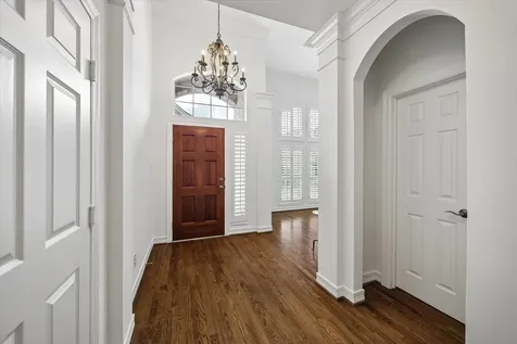 1250 Seamist Drive Houston TX 77008