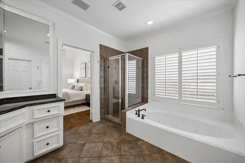 1250 Seamist Drive Houston TX 77008