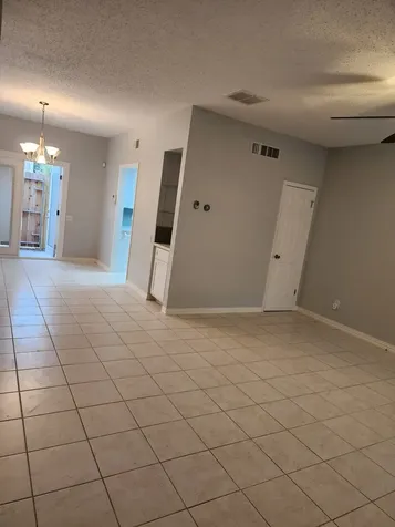11710 Southlake Drive 6 Houston TX 77077