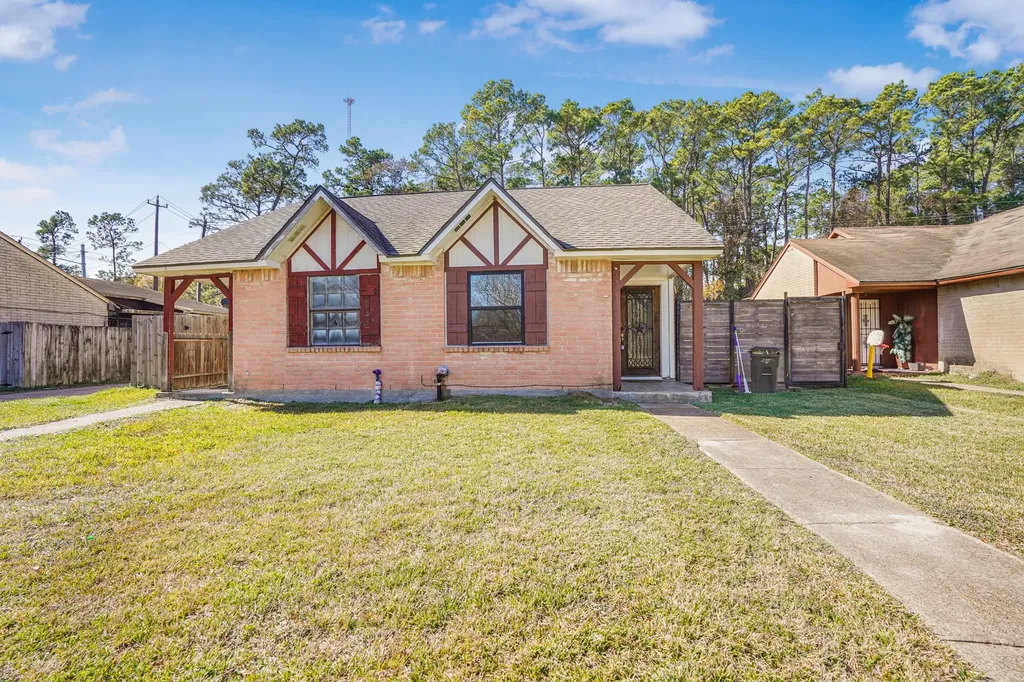 5609 Hollow Pines Drive Houston TX 77049