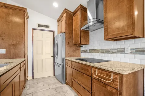 5609 Hollow Pines Drive Houston TX 77049