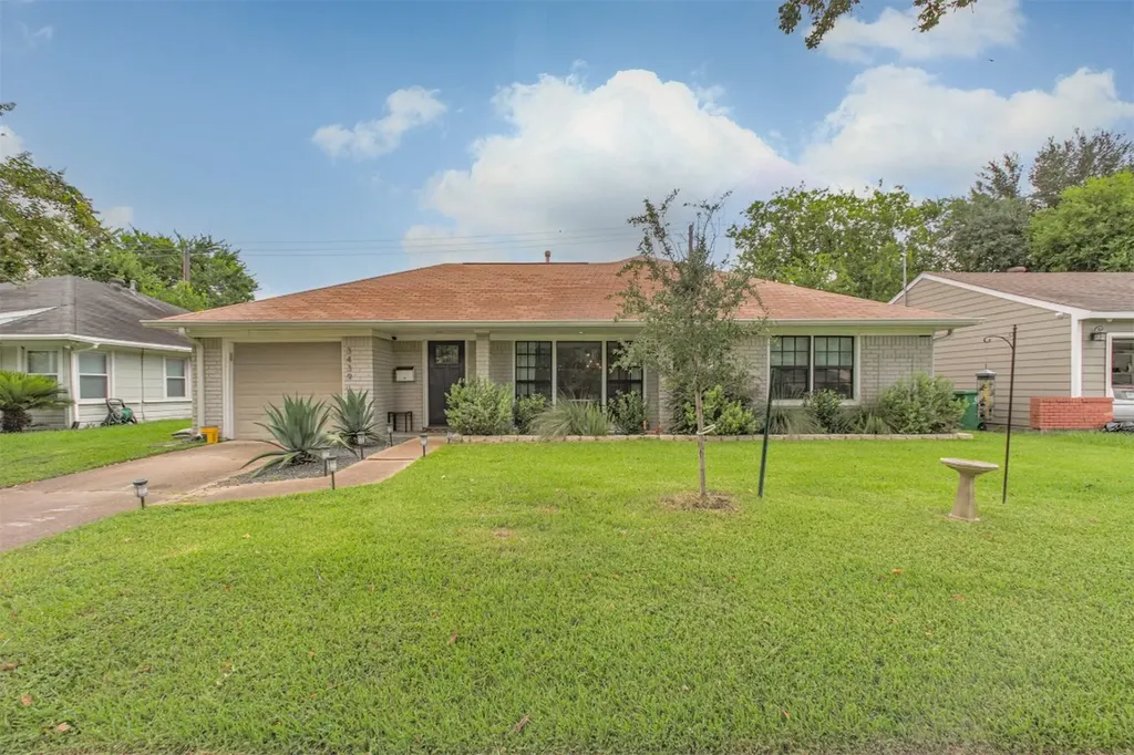 3439 Wentworth Street Houston TX 77004