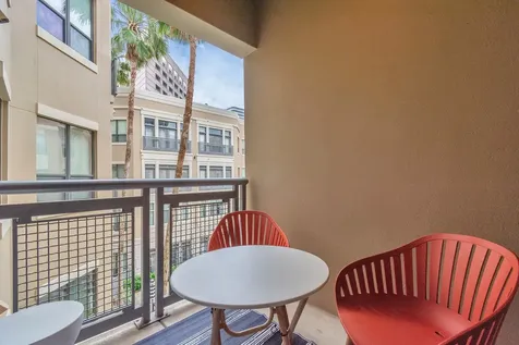 1901 Post Oak Boulevard 3113 Houston TX 77056