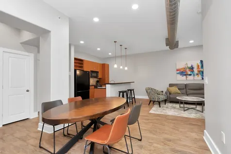 1901 Post Oak Boulevard 3113 Houston TX 77056