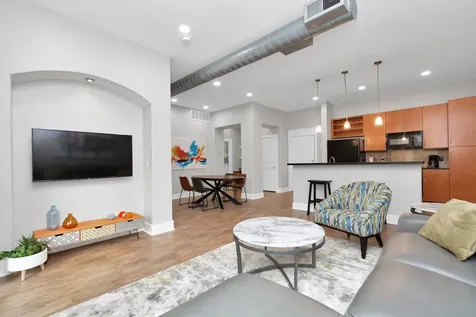1901 Post Oak Boulevard 3113 Houston TX 77056