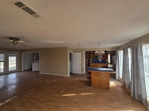 422 Navajo Trail Gainesville TX 76240