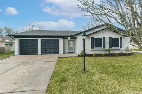 1805 Sleepy Creek Way Pearland TX 77581