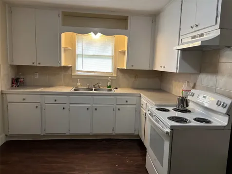 2118 8th Street Orange TX 77630