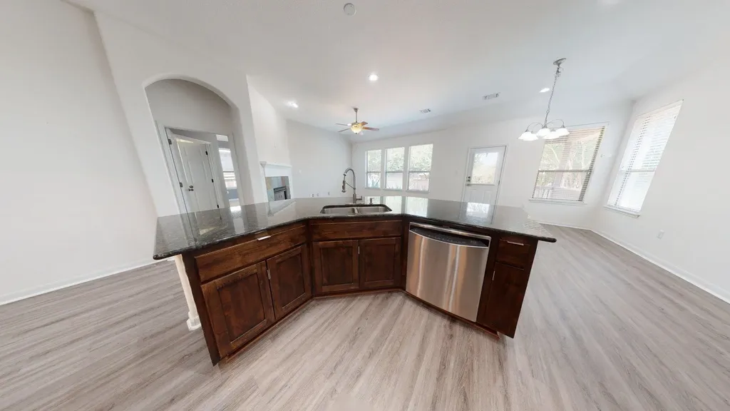 301 Highland Horizon Austin TX 78717