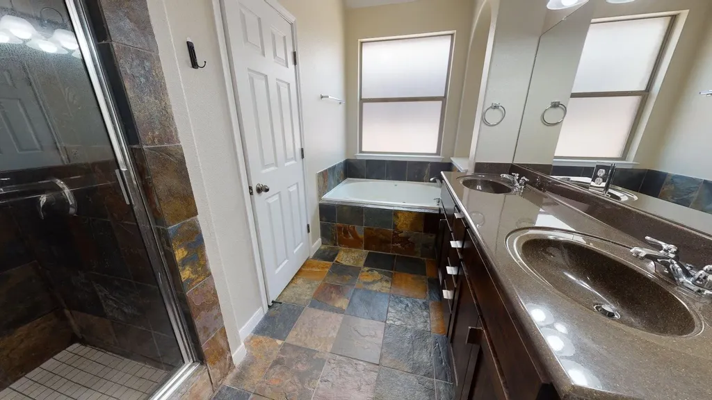 301 Highland Horizon Austin TX 78717