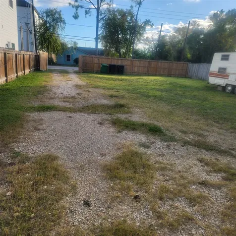 320 Thornton Road Houston TX 77018