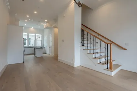 4057 Leeland Street Houston TX 77023