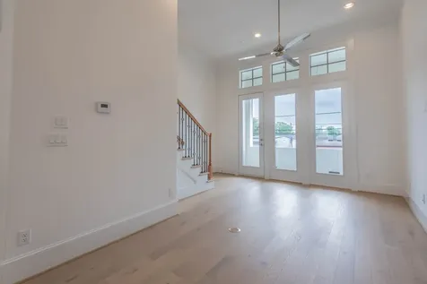 4057 Leeland Street Houston TX 77023