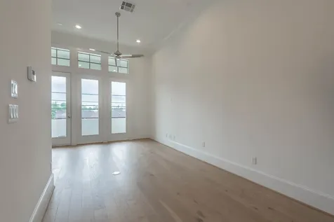 4057 Leeland Street Houston TX 77023