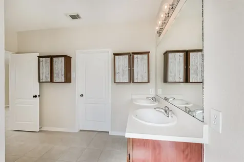 2601 Hewn Rock Way Pearland TX 77584