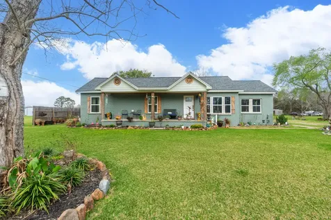 2930 W Shane Street Alvin TX 77511