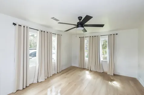 2930 W Shane Street Alvin TX 77511