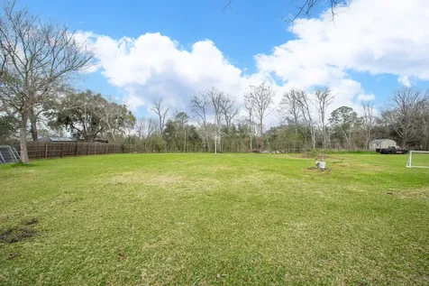 2930 W Shane Street Alvin TX 77511
