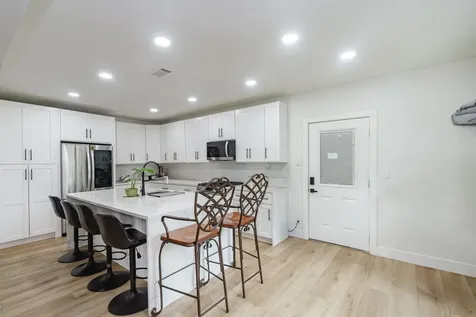 2930 W Shane Street Alvin TX 77511