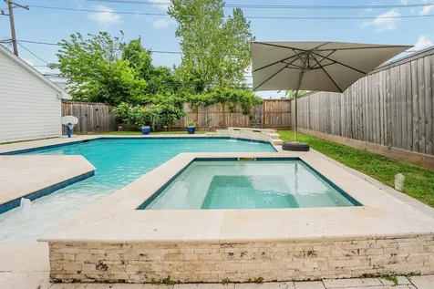 3110 Randall Street Houston TX 77018