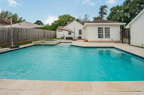 3110 Randall Street Houston TX 77018