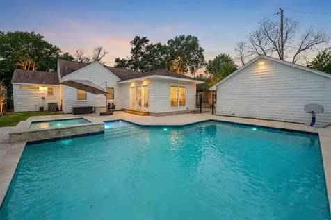 3110 Randall Street Houston TX 77018