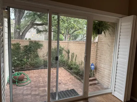 1970 Augusta Drive Houston TX 77057
