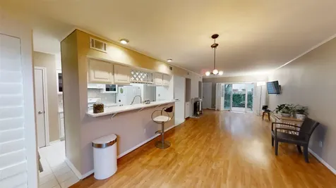 1970 Augusta Drive Houston TX 77057