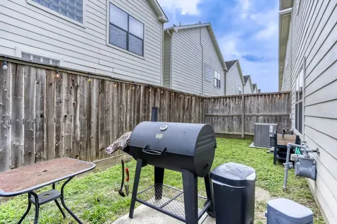 3728 Main Poplar Drive Houston TX 77025