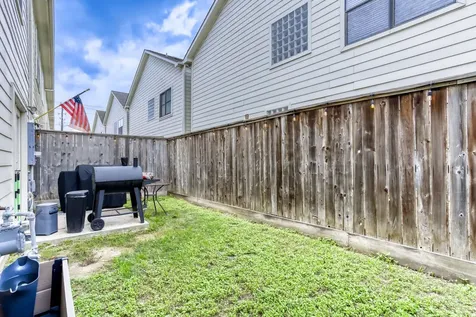 3728 Main Poplar Drive Houston TX 77025