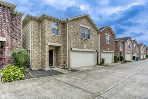 3728 Main Poplar Drive Houston TX 77025