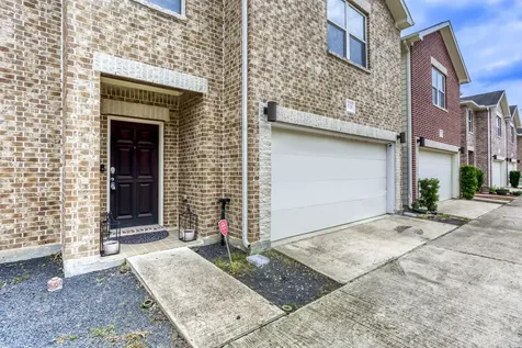 3728 Main Poplar Drive Houston TX 77025