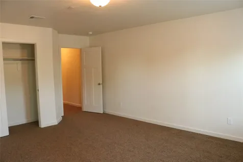 10535 Mills Road 9b Houston TX 77070
